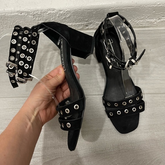 Sol Sana Sugar Heel Black Suede Grommet Sandal Three Ankle Strap Size 37 New - Picture 5 of 7